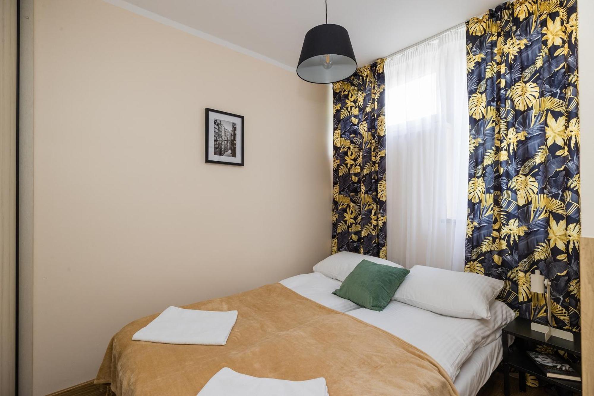 Shortstaypoland Chlodna B168 Варшава Екстериор снимка